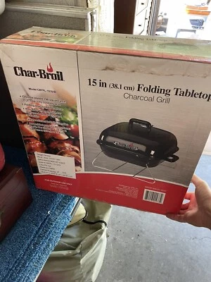 Parrilla de carbón Charbroil, parrilla portátil Foto 1 de 2