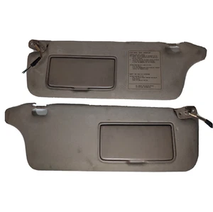 1998-2002 Isuzu Trooper Sun Visor Set Driver Passenger Left Right Side Shade Oem - Picture 1 of 5