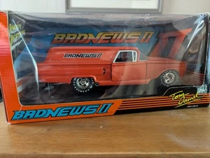 1:18 Johnny Lightning Bad News ll Diecast Tom Daniels 1960 Chevy Van Dragster - Picture 1 of 5