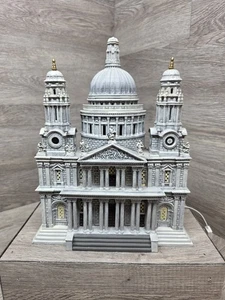 Rare Dept 56 St. Paul’s Cathedral London Churches Of The World Accents Lighted - Picture 1 of 11