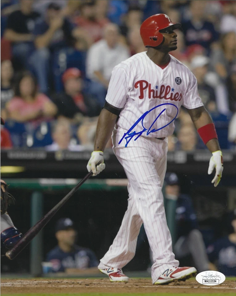 Signed  8x10 RYAN HOWARD Philadelphia Phillies Autographed photo - JSA COA - Image 1 of 1