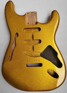 Cuerpo de guitarra STROCASTER medio hueco agujero en F metal partícula grande dorado - Imagen 1 de 4