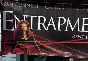 ENTRAPMENT / A MIDSUMMER NIGHT'S DREAM 2/S 60x24 Movie Vinyl BANNER 1999 *RARE* - Picture 1 of 5