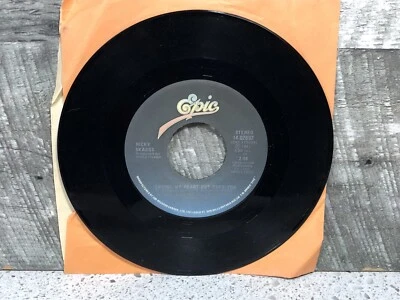 Ricky Skaggs - Lost to a Stranger - Epic (45RPM 7”Single)(J687) Canada - Image 1 of 2