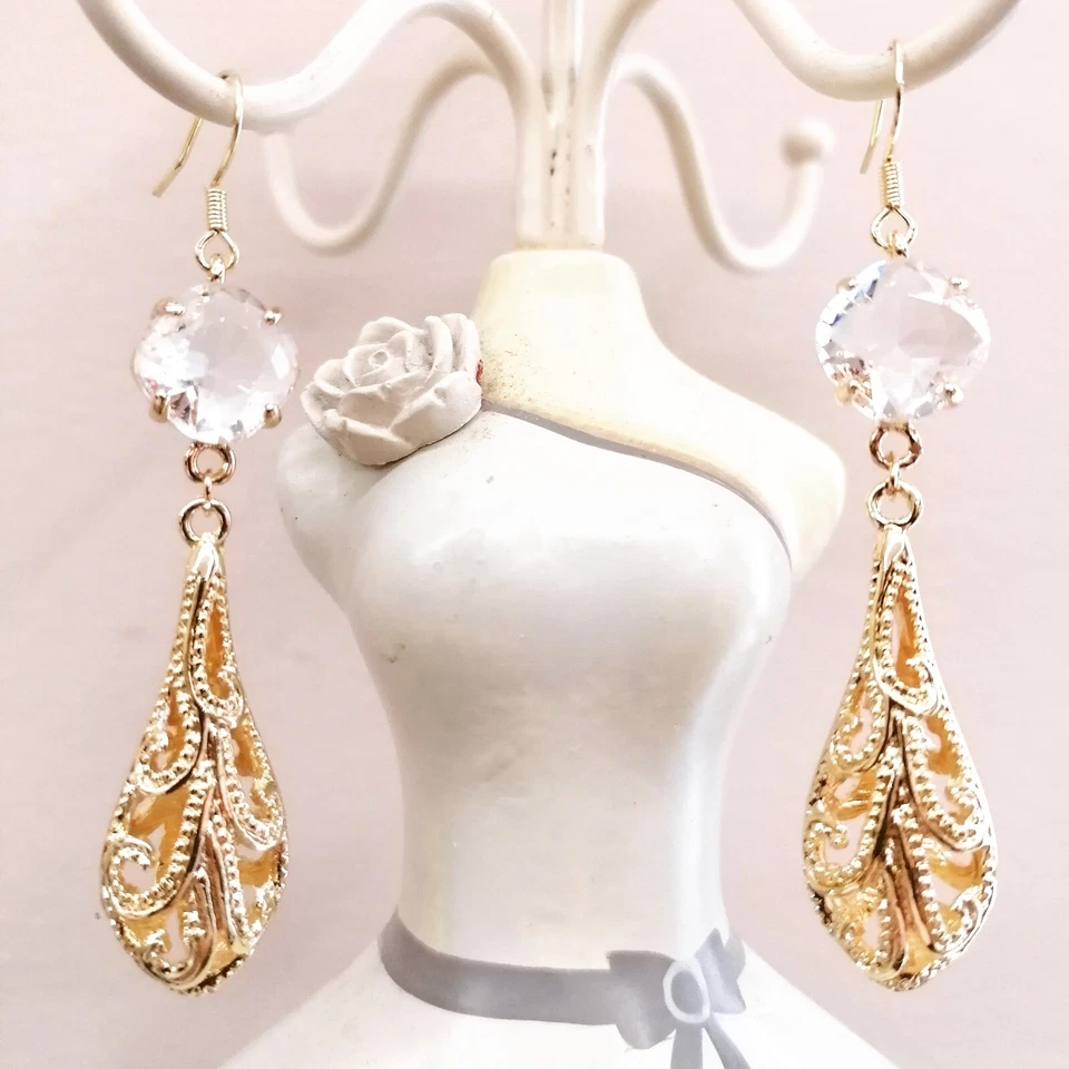 Orecchini cabochon Cristallo trasparente e giccia in filigrana  - Immagine 1 di 1