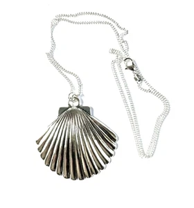 Jakobsweg großer versilberter Jakobsmuschel Muschel Anhänger an silberner Panzerkette - Bild 1 von 5