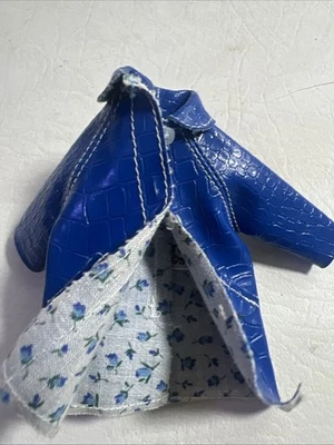 Mattel Tutti Puddle Jumpers 1966 #3601 abrigo de repuesto azul hermana Barbie Foto 1 de 4