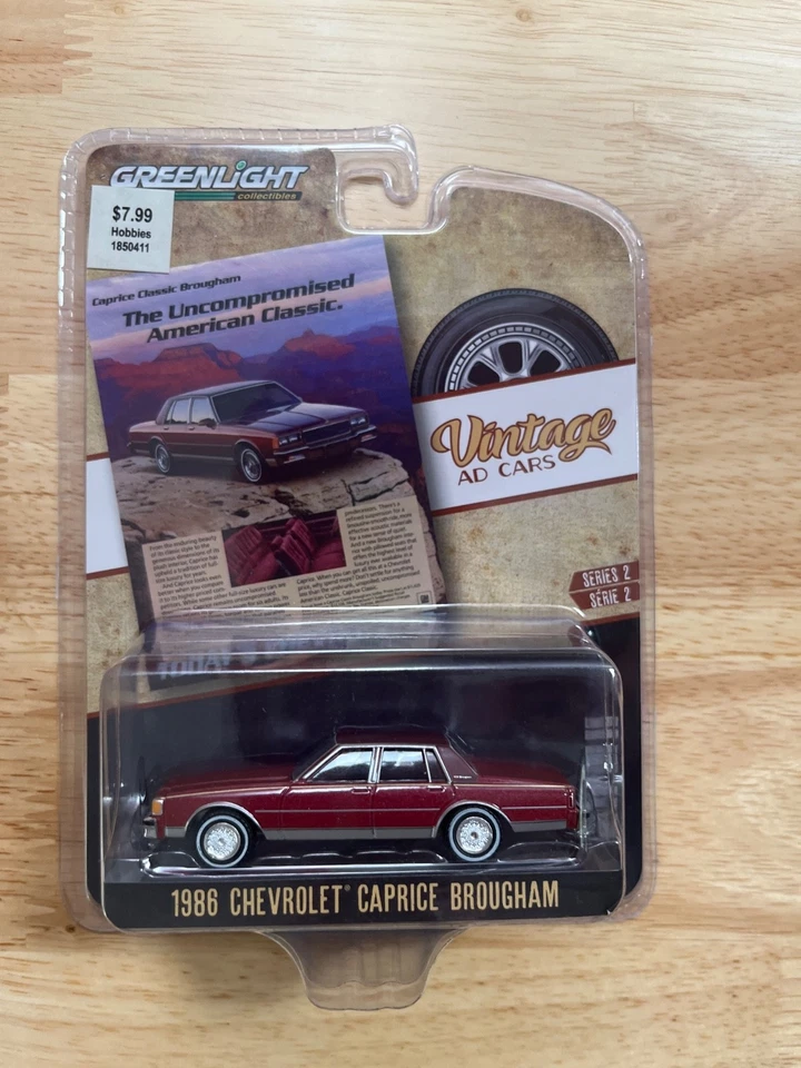 Greenlight 1: 64 复古广告车 1986 雪佛兰 Caprice Brougham — 第 1/1 张图片