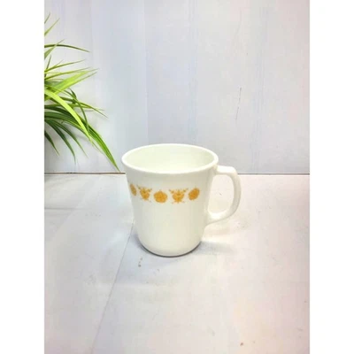Taza vintage Corning Ware taza mariposa dorada, vaso de leche, taza de café con mango en D  Foto 1 de 4