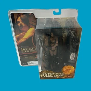 McFarlane Toys Clive Barker's Infernal Parade Bethany Bled Figur OOP Rare NIB - Bild 1 von 4