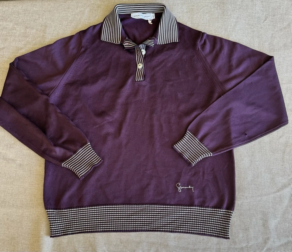 Top deportivo vintage Givenchy para mujer granate cuarto botón manga larga talla 40 Foto 1 de 4