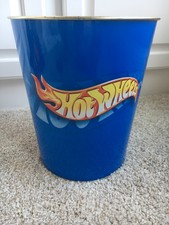 hot wheels trash can