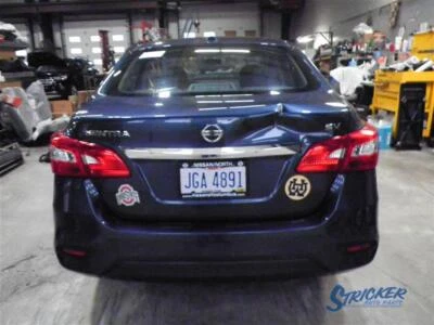 Conjunto de luz trasera derecha Nissan Sentra 2016-2019 265503YU5A 1937 Foto 1 de 4