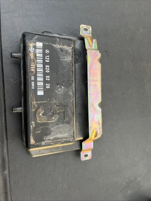 90-2000 Mercedes Benz SL SL500 W129 SL600 ECU ECM Seat Control Module 1298200226 - Image 1 of 3