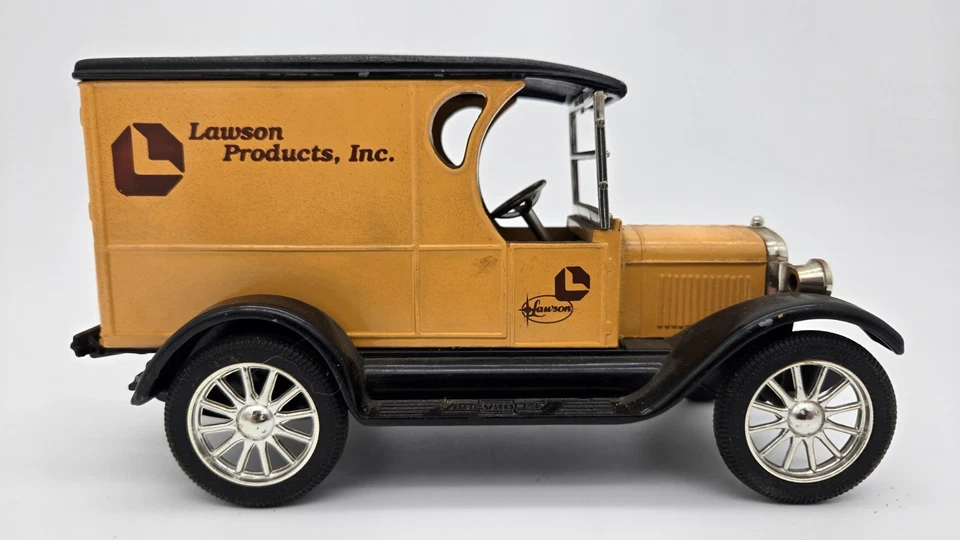 De colección ERTL Lawson Products Inc 1923 Chevrolet 1/2 tonelada furgoneta de entrega banco de monedas  Foto 1 de 4