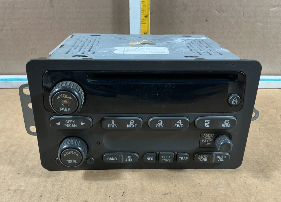 Chevrolet Cavalier 2003-2005 equipo de audio receptor de radio reproductor de CD 10335223 Foto 1 de 4