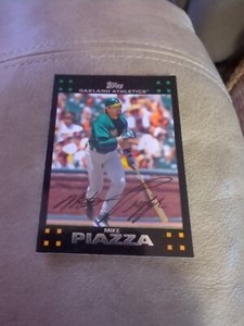 2007 Topps  #53 Mike Piazza Oakland Athletics