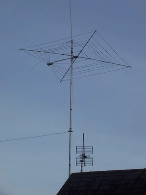 COBWEB ANTENNA 1 Kw 7 BAND HF TWIN WIRE CUSTOM BUILT 4-6-10-12-15-17-20 - Image 1 of 4