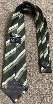 Gucci Mens 100% Silk Neck Tie Made In Italy Green and White Striped - Image 1 of 3