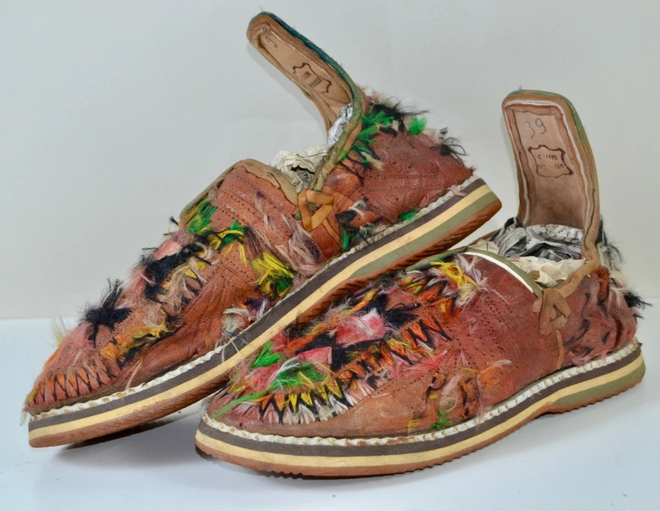 Zapatillas bereberes plumas de cuero hechas a mano marroquíes para mujer tribales EE. UU. 8 Foto 1 de 4