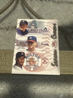 Tarjeta de béisbol Fleer Schilling Glavine Martinez Triple Season Crowns 2002 8/10 Foto 1 de 3