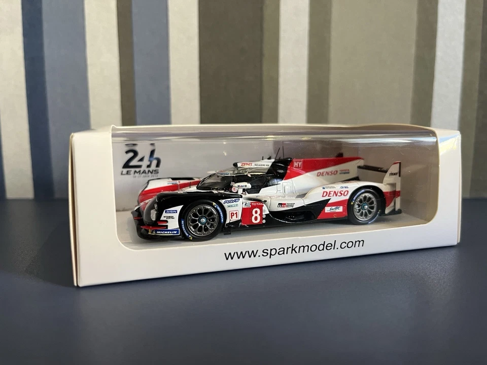1/43 TOYOTA TS050 HYBRID N.8 WINNER LM 2018 F.ALONSO S.BUEMI-K.NAKAJIMA  SPARK - Imagen 1 de 3