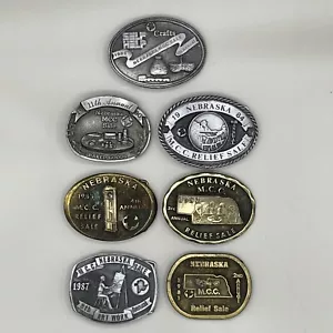 Lote de 7 hebillas de cinturón vintage de la década de 1980 de venta de alivio de Nebraska MCC - Imagen 1 de 9