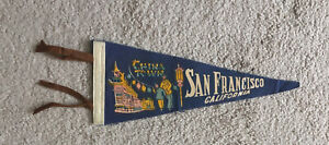Vintage années 1960 China Town San Francisco, Californie 11 1/2" x 5" fanion bleu