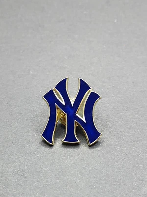 MLB Baseball Team New York Yankees Logo Enamel Pin, FREE SHIPPING! - Image 1 of 2
