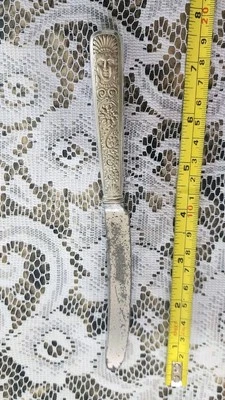 🤪¡RARO DESGASTADO c1886! CUCHILLO DE DESAYUNO DENTADO CABEZA ASIRIA CHAPADO EN PLATA🔎👀 Foto 1 de 4