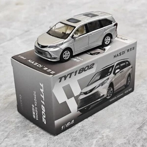 Masdi 1:64 Argento Siena MPV Mini Van Modello Sportivo Diecast Display Auto - Foto 1 di 7