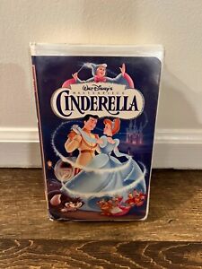 Walt Disney's Cinderella 1995 Masterpiece Collection VHS 5265
