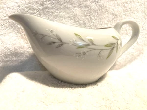 St Regis Fine China Creamer 101 White Flowers 2 3/4" T x 3 1/4" W Silver Trim - Picture 1 of 6