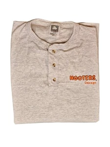 Vintage 90er Hooters Chicago Henley T-Shirt Herren Large grau Einzelnaht USA - Bild 1 von 7