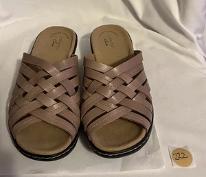New Clarks Collection Beige Leather Strappy Slide Sandals Women’s Size 8.5W - Picture 1 of 7