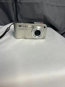HP Photosmart M417 5.2MP Compact Digital Camera Silver - Picture 1 of 6