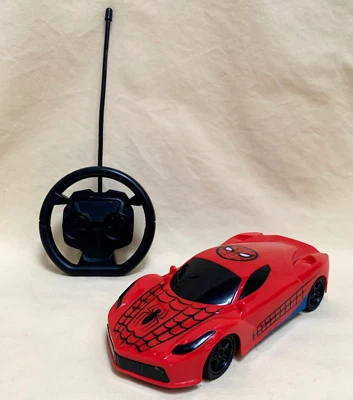 WORKING 8" RADIO CONTROL SPIDER-MAN RC RACE CAR FERRARI High Speed 32ft Distance - Imagem 1 de 4