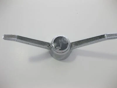 Pontiac Catalina 1965 anillo de bocina rareza años 60 Hotrod Ratrod OEM pátina arte de coche 2 Foto 1 de 4