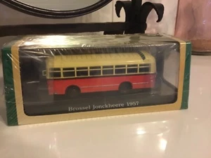 atlas bus 1:72 collection Brösel Jonckheere 1957 rot/weiß - Bild 1 von 5