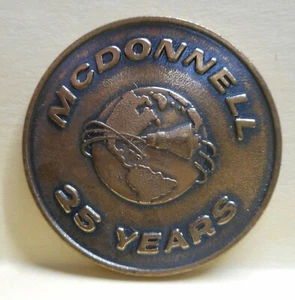 McDonnell Aircraft Company 25 Year Coin 1939-1964 - Picture 1 of 2