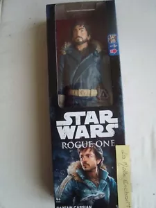 FIGURINE STAR WARS 27 CM CAPTAIN CASSIAN ANDOR JEDHA ROGUE ONE NEUVE EN BOITE - Foto 1 di 6