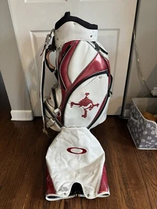 Oakley Skull Golf Bag 9.0 White / Red, Strap & Rain Cover Cart Caddy - Picture 1 of 21
