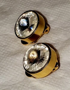 Large Gold Tone Rhinestone Clip-on Earrings Clear 1/2" - Picture 1 of 5