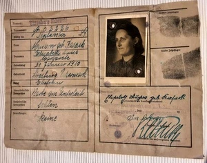 Deutsches Reich Kennkarte für eine Frau ausgestellt: Strasburg - Bild 1 von 3
