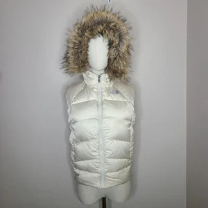 The North Face Women's 550 Goose Down Puffer Vest Faux Fur Hood Ivory SZ Small - Picture 1 of 8