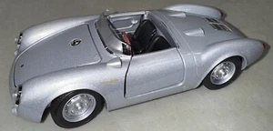 WELLY 1:24 Scale Silver Porsche 550 Spyder Convertible Sport Model Diecast Metal - Picture 1 of 18