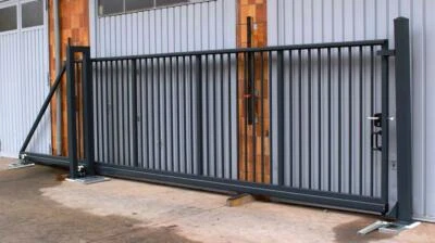 6,0x1,8 Meter mR Industrietor Schiebetor Hoftor freitragend - SOFORT verfügbar - Bild 1 von 4