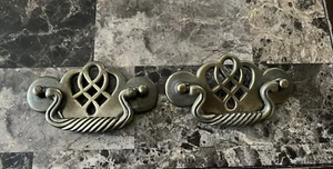 pair of beautiful vintage brass furniture pulls - Picture 1 of 7