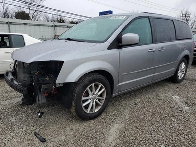 Used Front Center Interior Rear View Mirror fits: 2016 Dodge Caravan manual dimm - Image 1 of 4