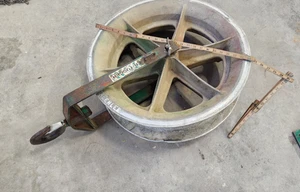Extractor de cable Greenlee 24" tipo gancho polea colgante 8000 lb súper remolcador - Imagen 1 de 15